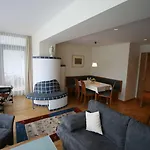 아파트 Tritscher 4*