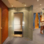 Tritscher 아파트 4*